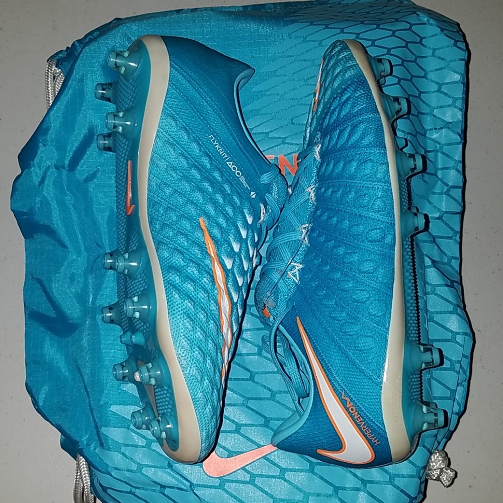 Nike Hypervenom Phantom 3 AG-PRO Women